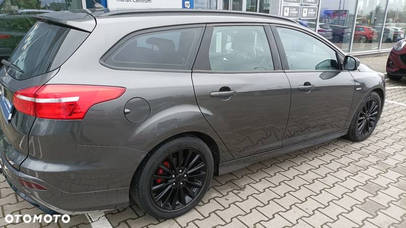 Ford Focus Turnier 1.5 EcoBoost Start-Stopp-System ST-LINE - 9