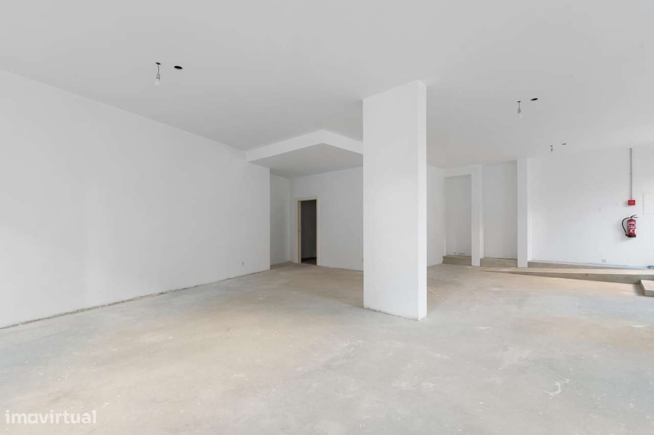 Loja 116 m2, Centro Histórico de Oeiras, Oeiras - Grande imagem: 3/32
