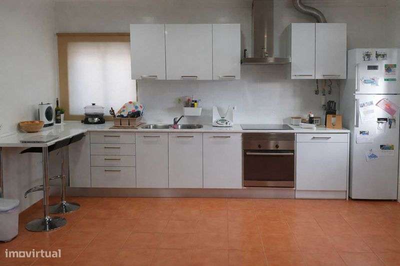 Moradia Térrea T2 com Espaço Exterior - Boa localização. - Grande imagem: 4/7
