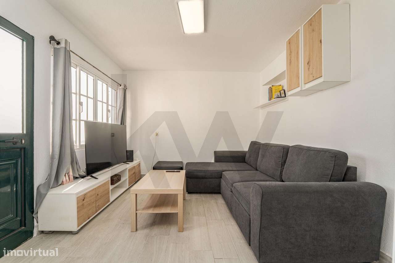 Moradia T1+1 em São Roque com fantástica vista mar-9