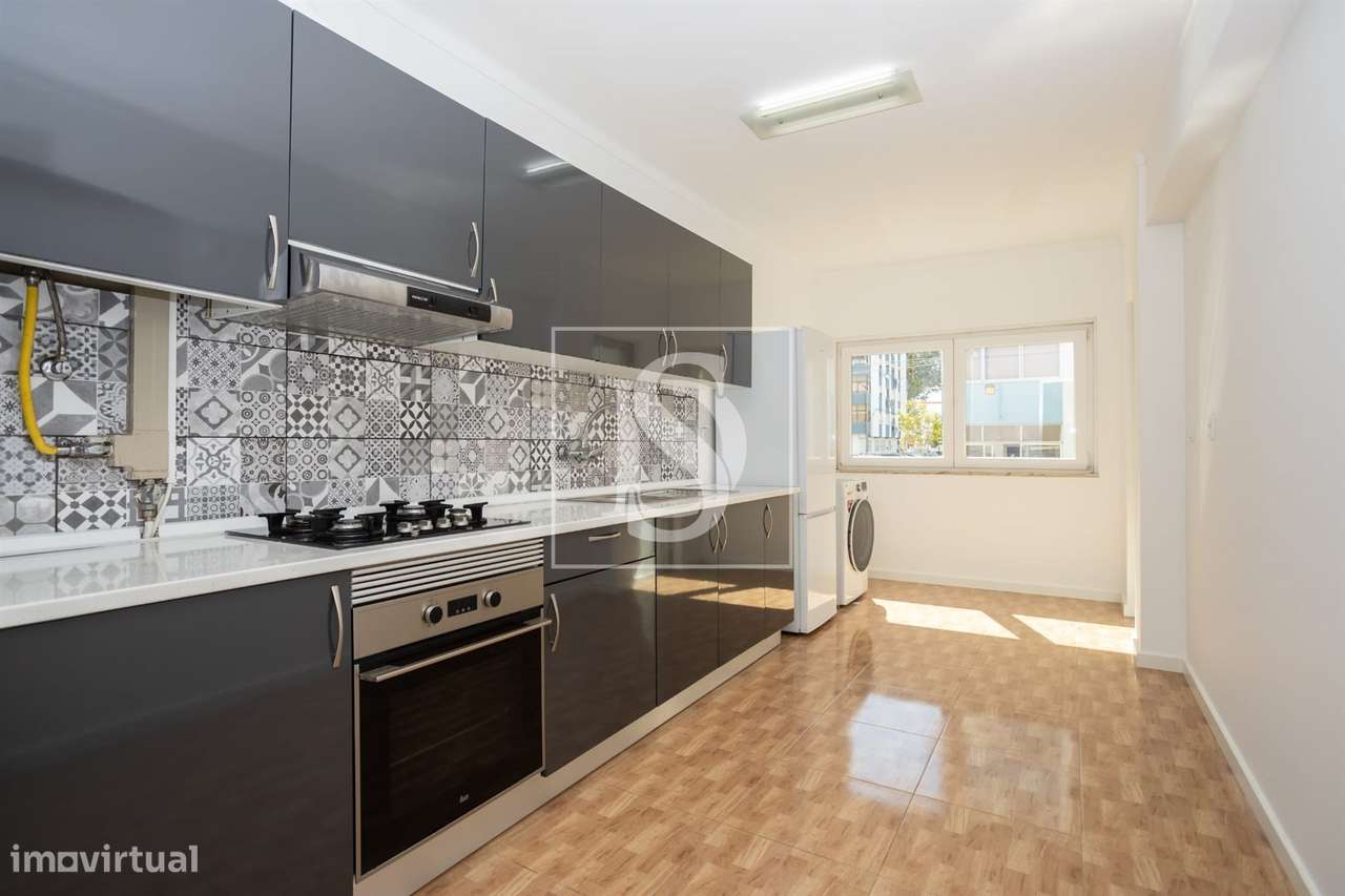Apartamento T3 Venda em Seixal, Arrentela e Aldeia de Paio Pires,Seixa-25