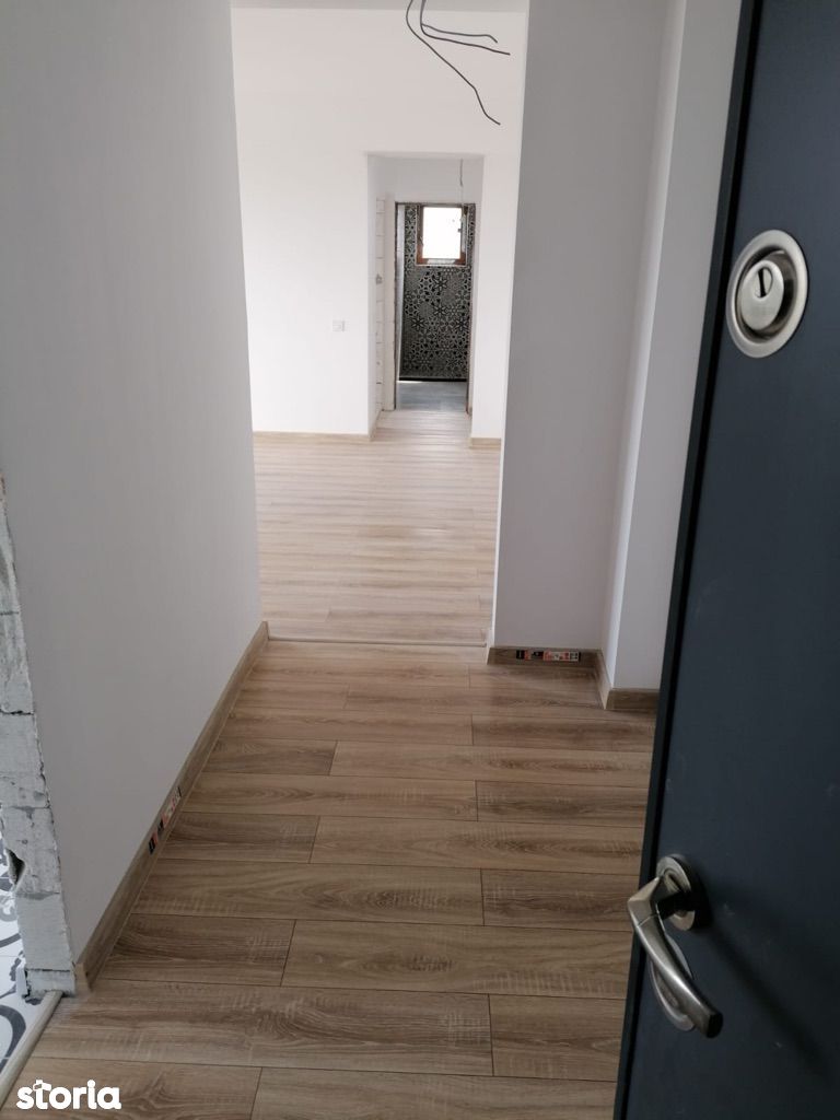 Apartament bloc nou suprafața generoasa zona Cornitoiu