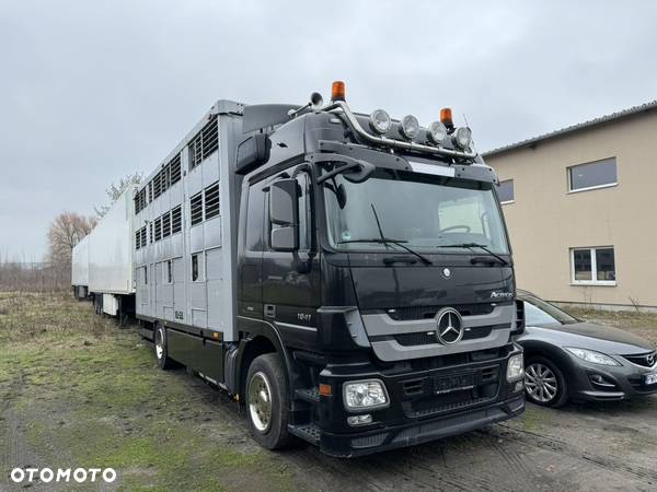 Mercedes-Benz Actros - 1