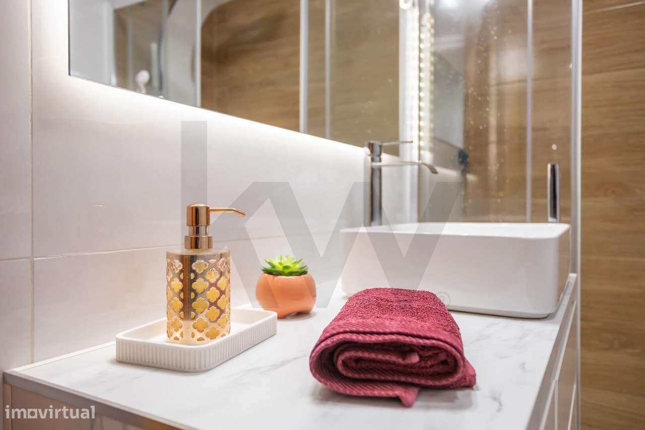 Apartamento T3 com varanda - Fidalguinhos - Barreiro-31