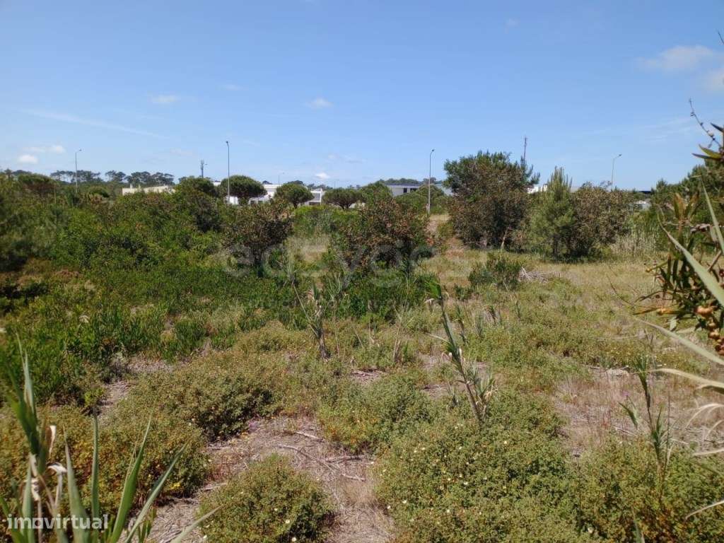 Lote urbano para construção com 381m2 - Grande imagem: 3/6