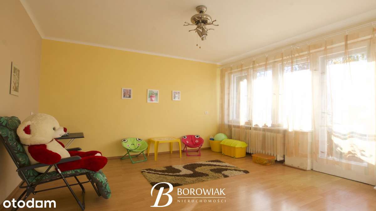 Dom z ogrodem na osiedlu Zagorzynek-11