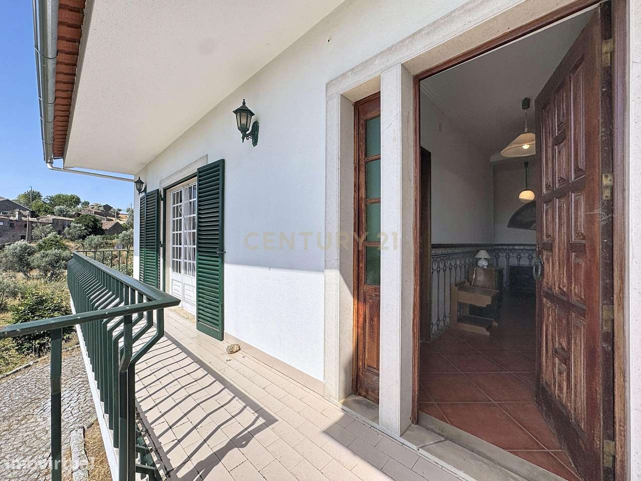 Moradia Térrea com Vista Panorâmica e 4.500 m² de Terreno | Vila Cova,-27