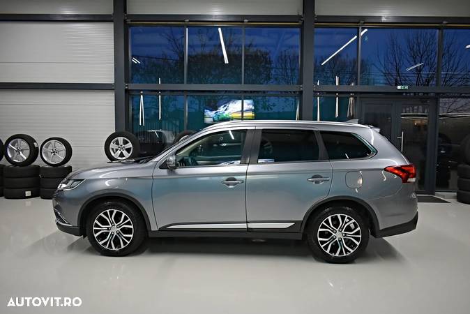 Mitsubishi Outlander 2.0 2WD CVT Diamant Edition+ - 11