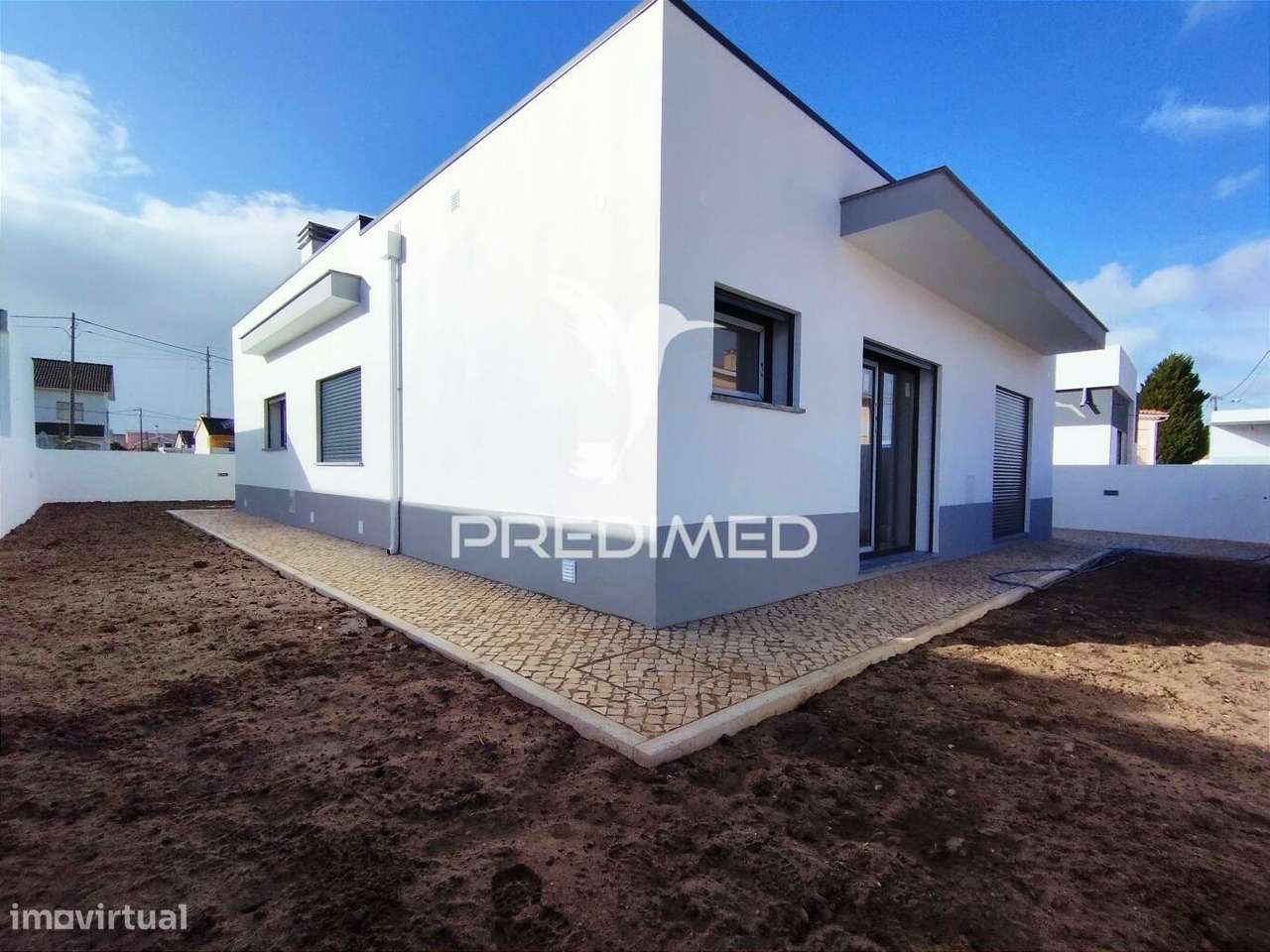 Suíte C/Closet, Garagem: 32,96m2, Espaço para Piscina - Grande imagem: 2/12