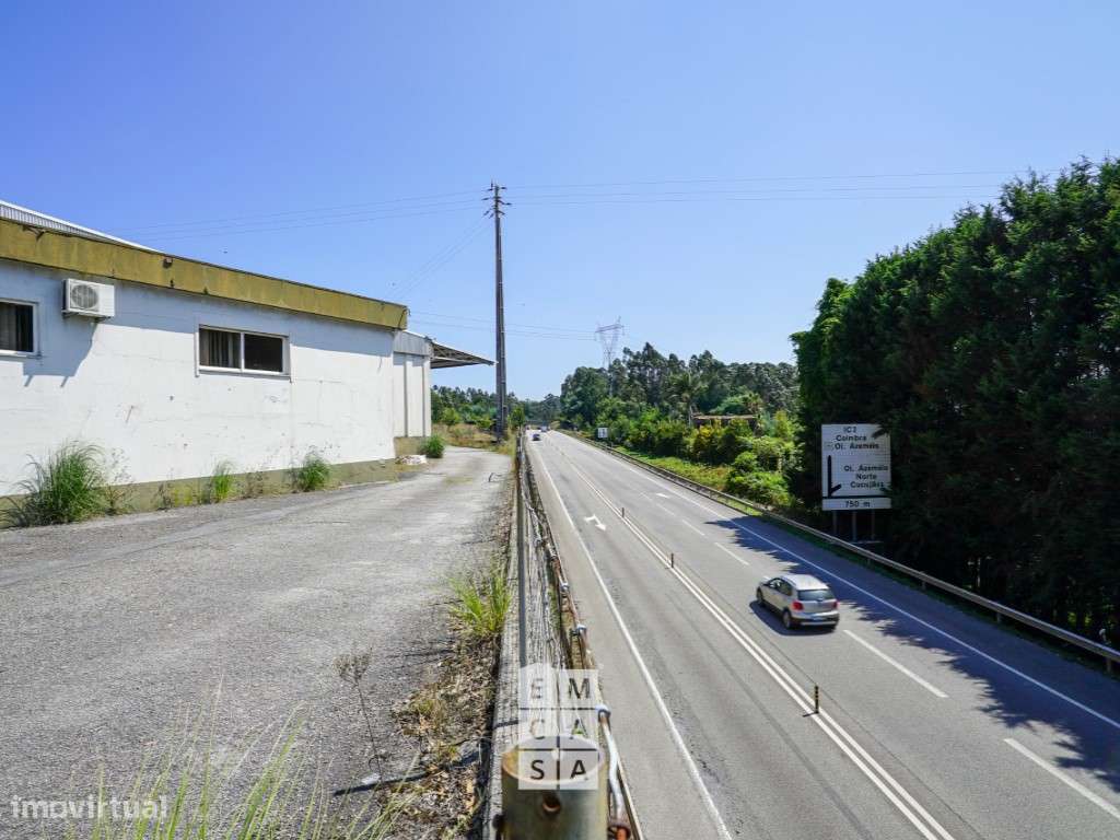 Armazém para venda em Oliveira de Azeméis - Grande imagem: 4/33