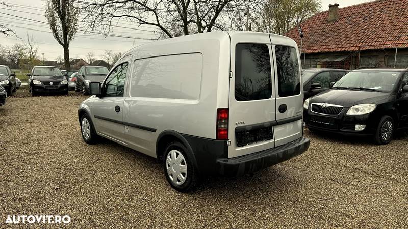 Opel Combo - 9