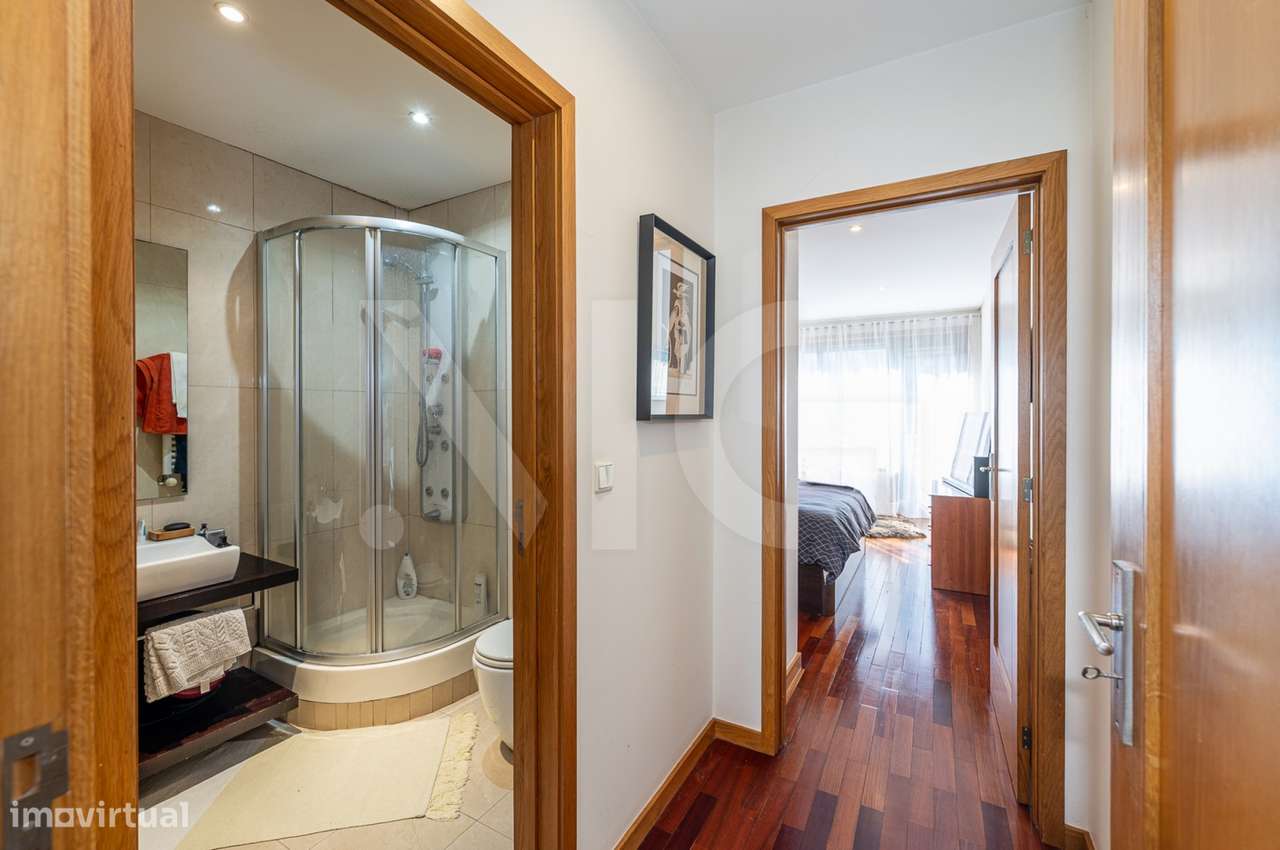 T3 Duplex com Terraço, Vistas Mar e Garagem Fechada na Madalena - Gaia-30