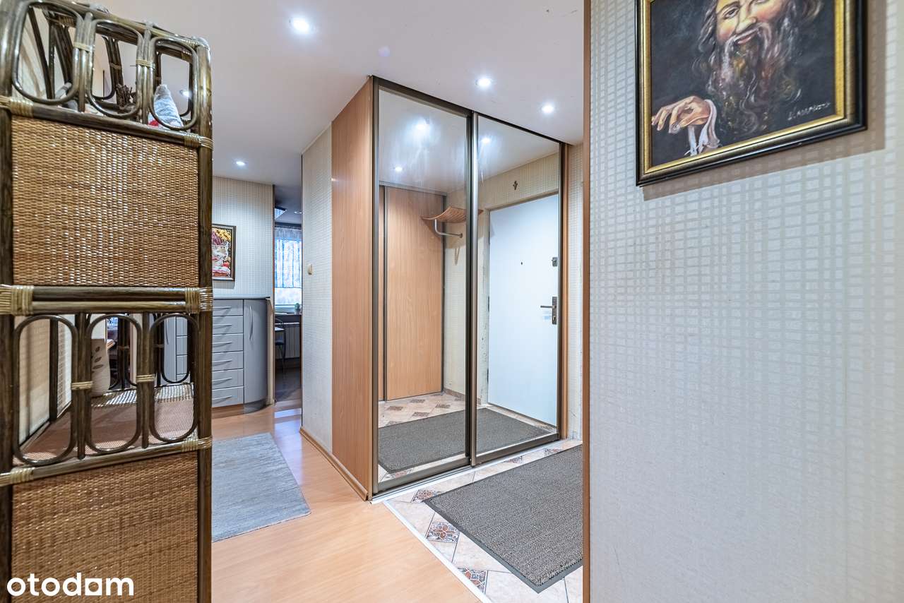 Duży balkon, garaż, piwnica, 3 pokoje-3