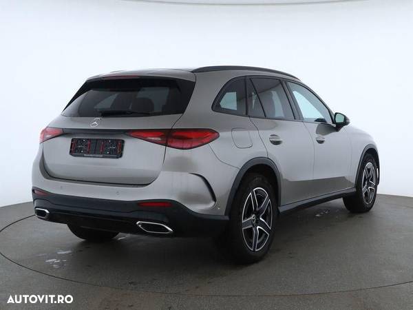 Mercedes-Benz GLC - 4