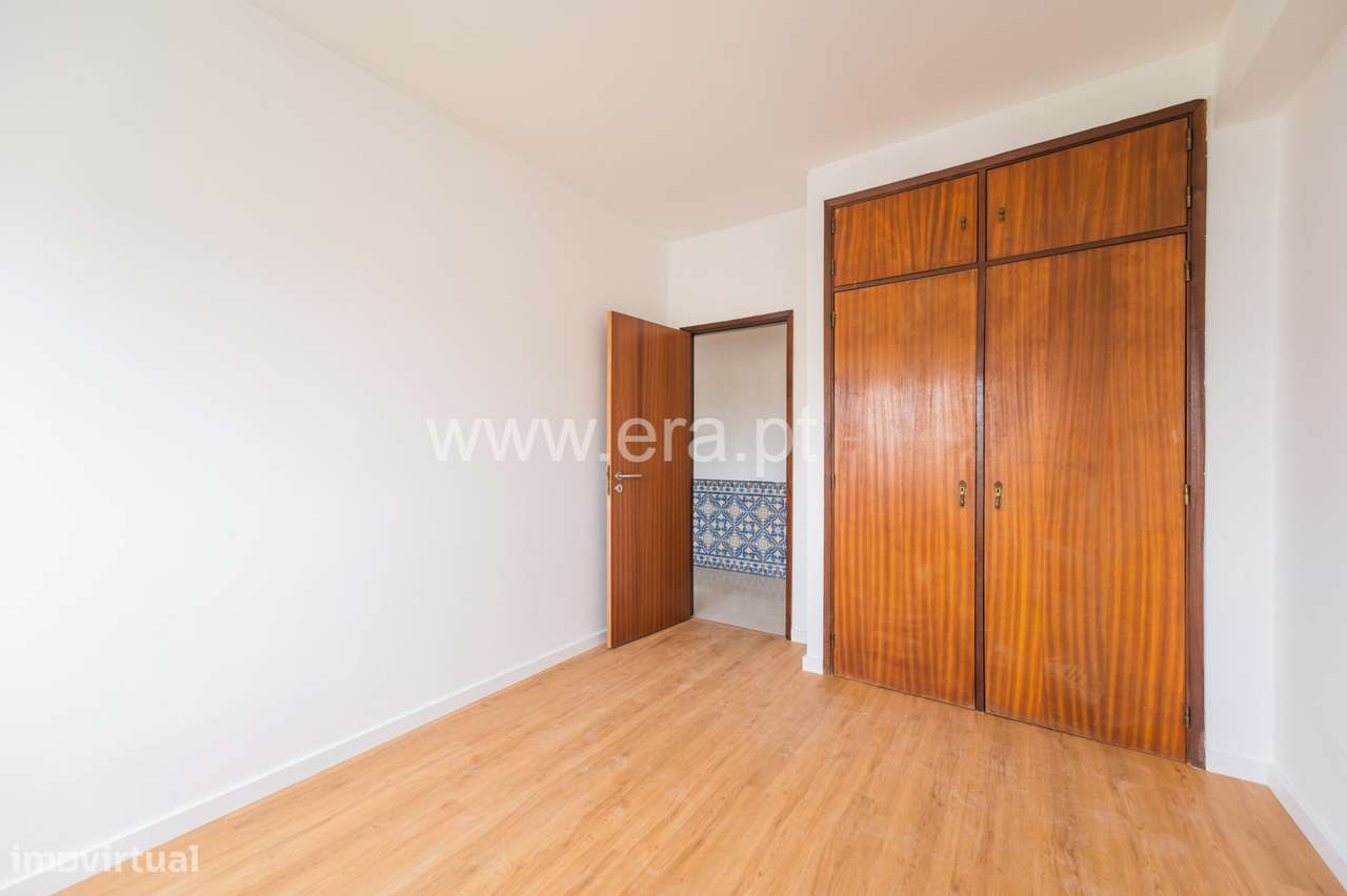 T2 - Jardim do Sol, Odivelas com lugar garagem-21