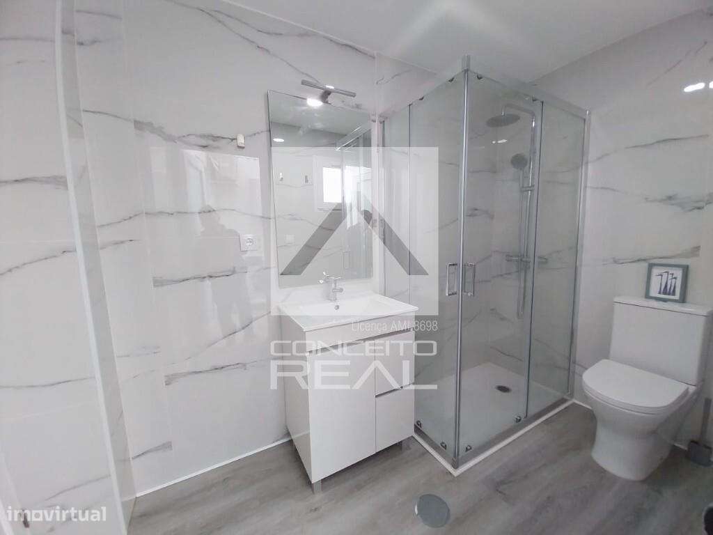 Moradia T1 Renovada – Próximo Rua Santa Catarina - Grande imagem: 5/7