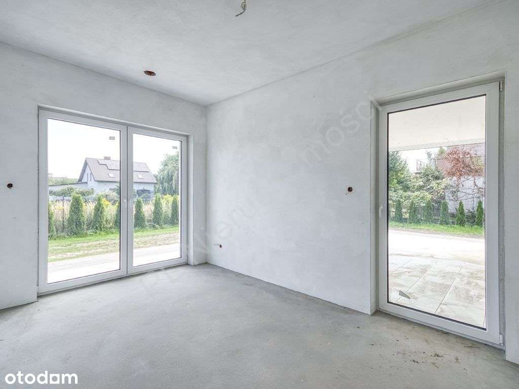 Parterowy Z Garażem Dwustanowiskowym !!!-1