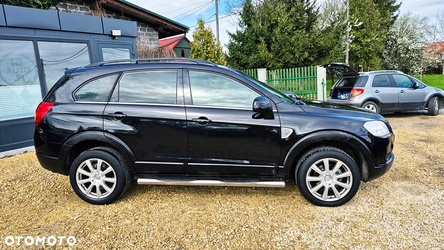 Chevrolet Captiva 2.4 LS - 11