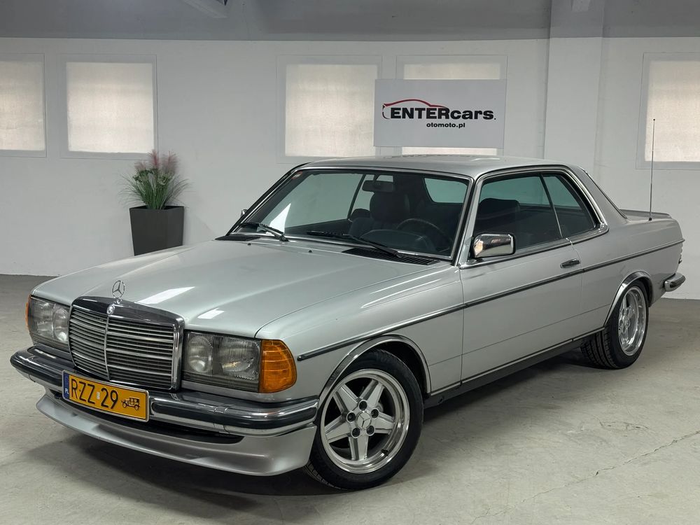 Mercedes-Benz E 1983