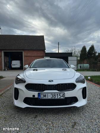 Kia Stinger 2.0 T-GDI GT Line - 6