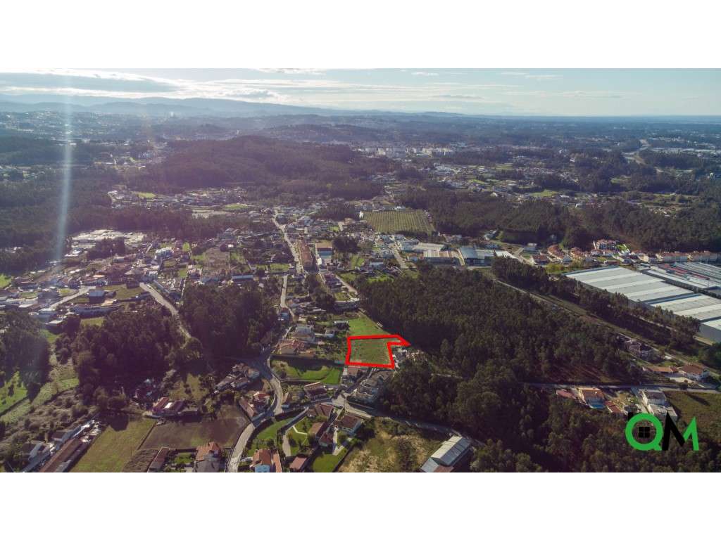 Terreno de 3200m² com projeto aprovado para moradia e anexos em São...-19