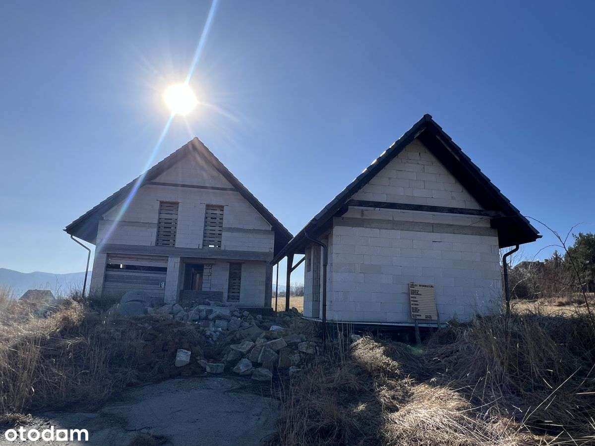 Widokowa działka z rozpoczętą budową-2
