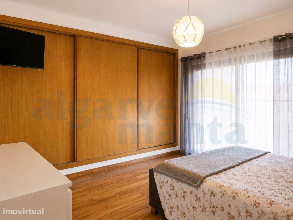 Moradia T3 Moderna com Garagem - Perto do Centro de Vila Nova de Ca...-25