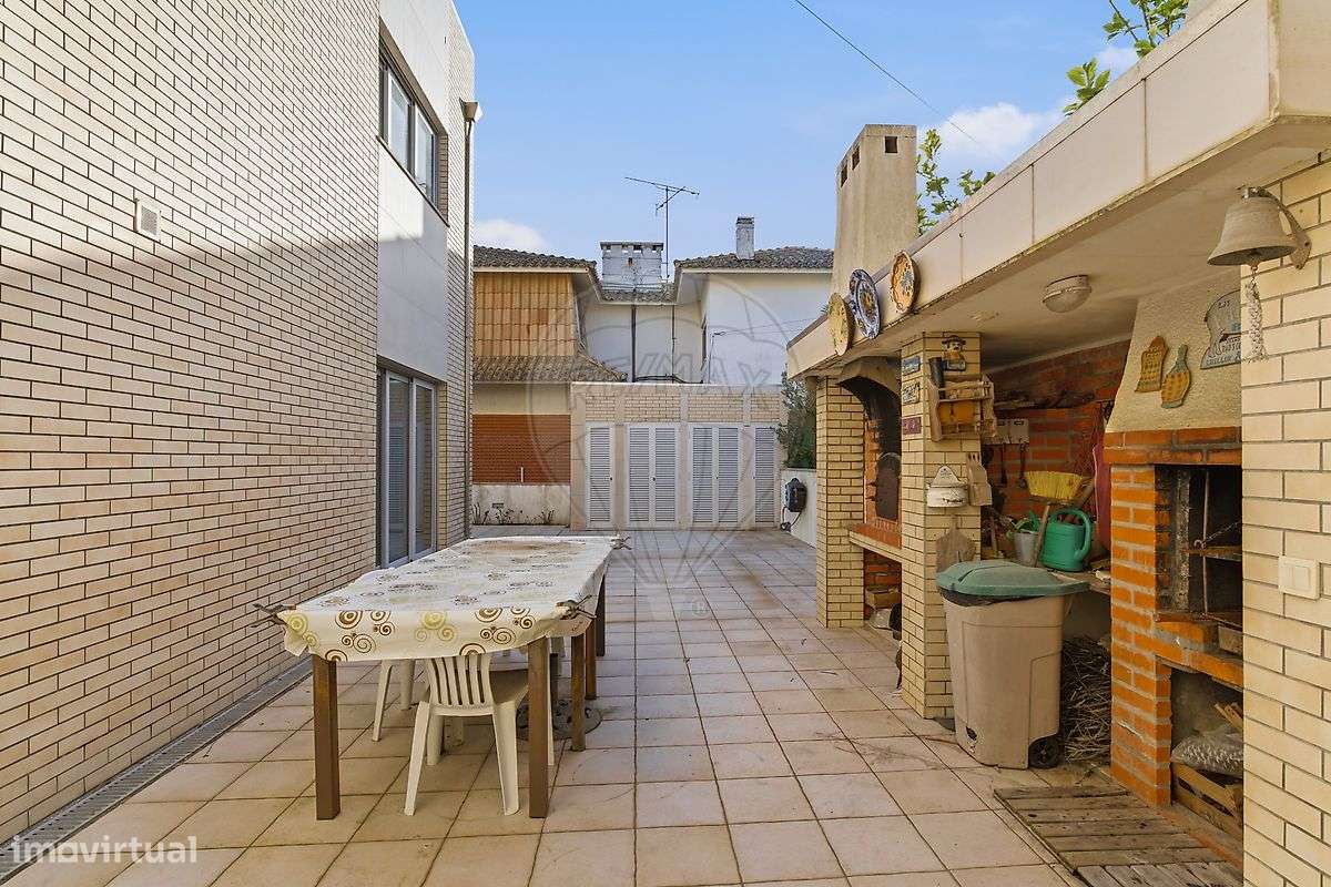 Moradia T4 para venda-32