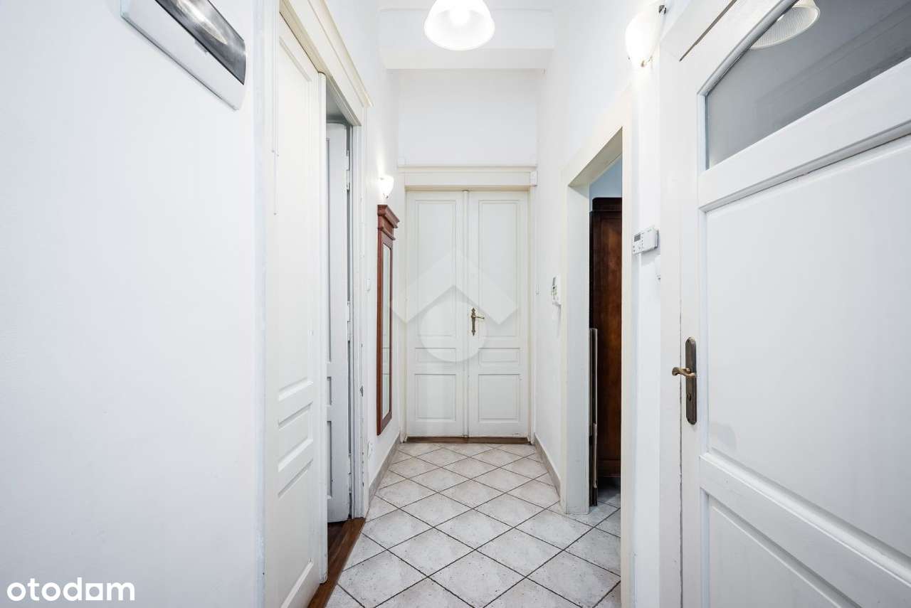 3 pokojowe mieszkanie w urokliwej kamienicy!-10