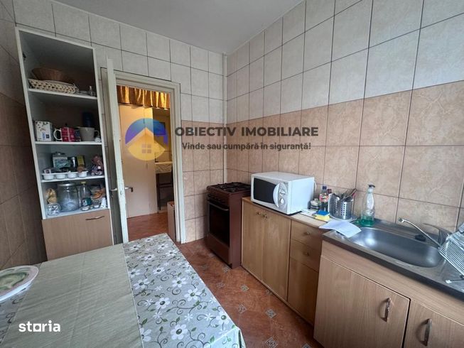 Apartament 2 camere - zona centrala Piatra Neamt  ,etaj 2 ,strada Miha-12
