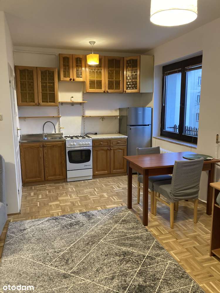 Przytulna kawalerka na Kabatach do wynajęcia - Pełny obrazek: 1/16