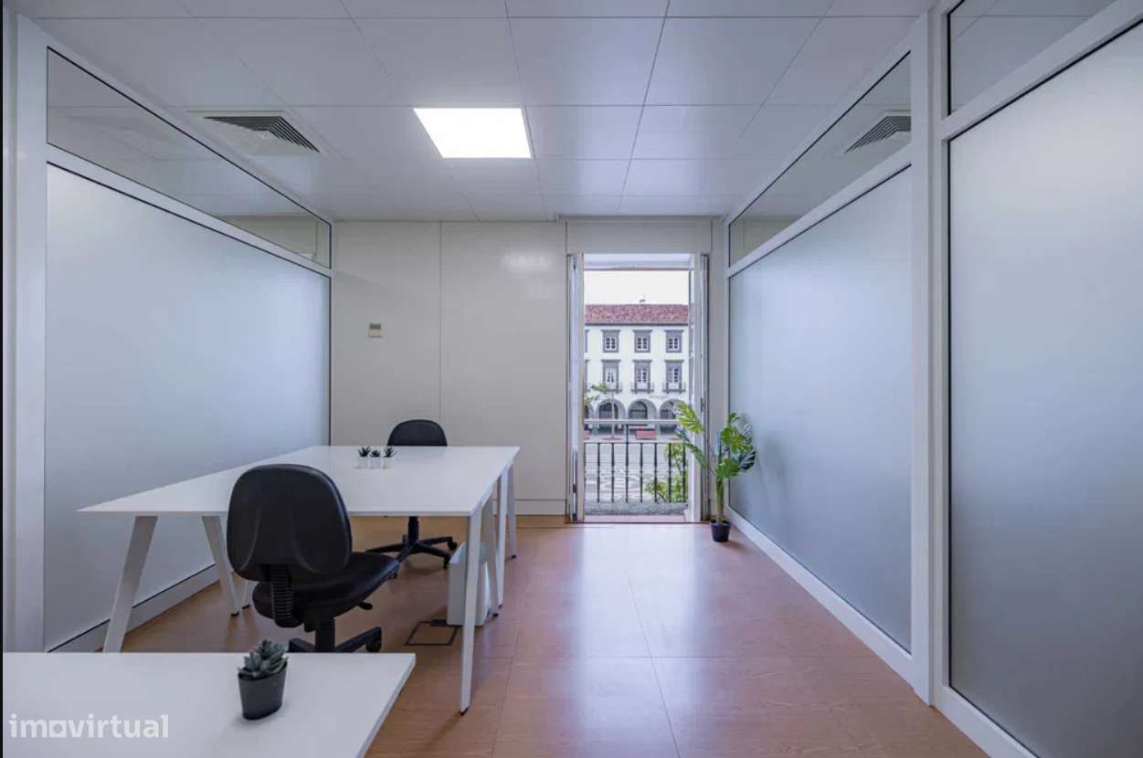 Gabinetes e Espaços de Trabalho Centro de Ponta Delgada - Grande imagem: 2/6