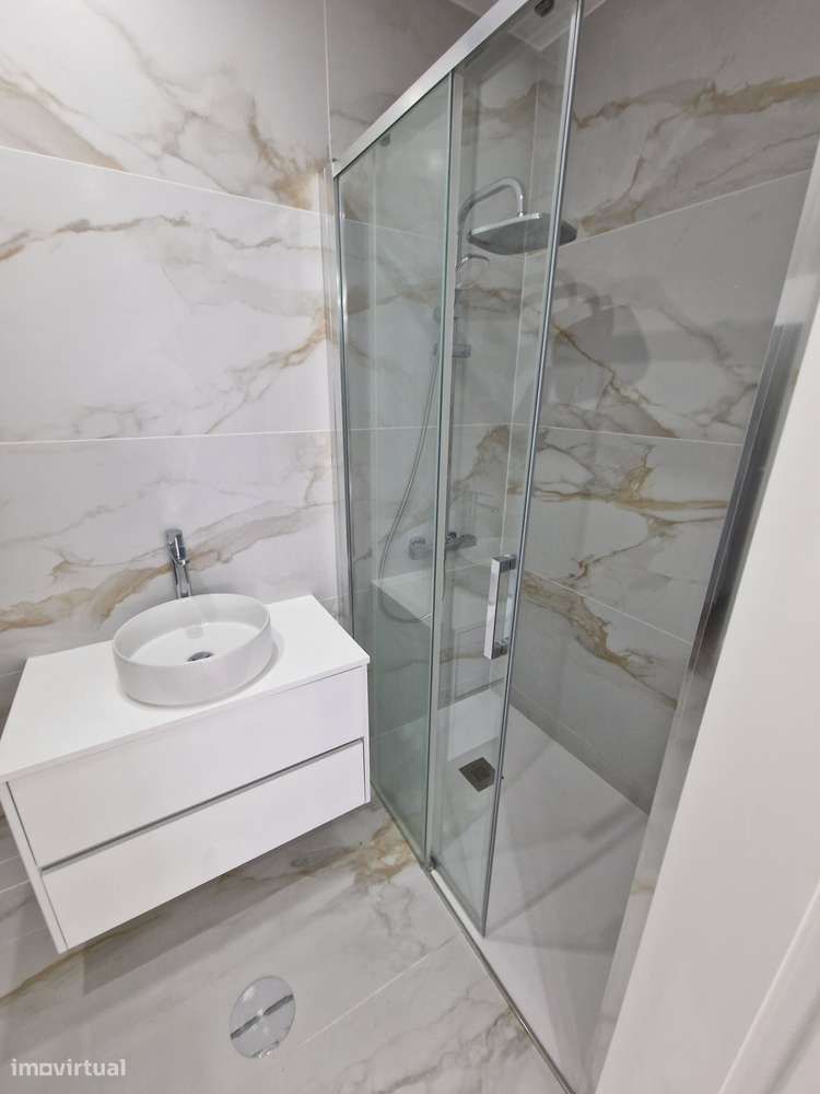 FANTÁSTICO NEGÓCIO - MORADIA V4 - Grande imagem: 5/33