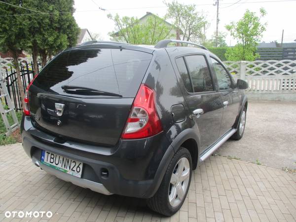 Dacia Sandero 1.6 MPI Stepway - 9