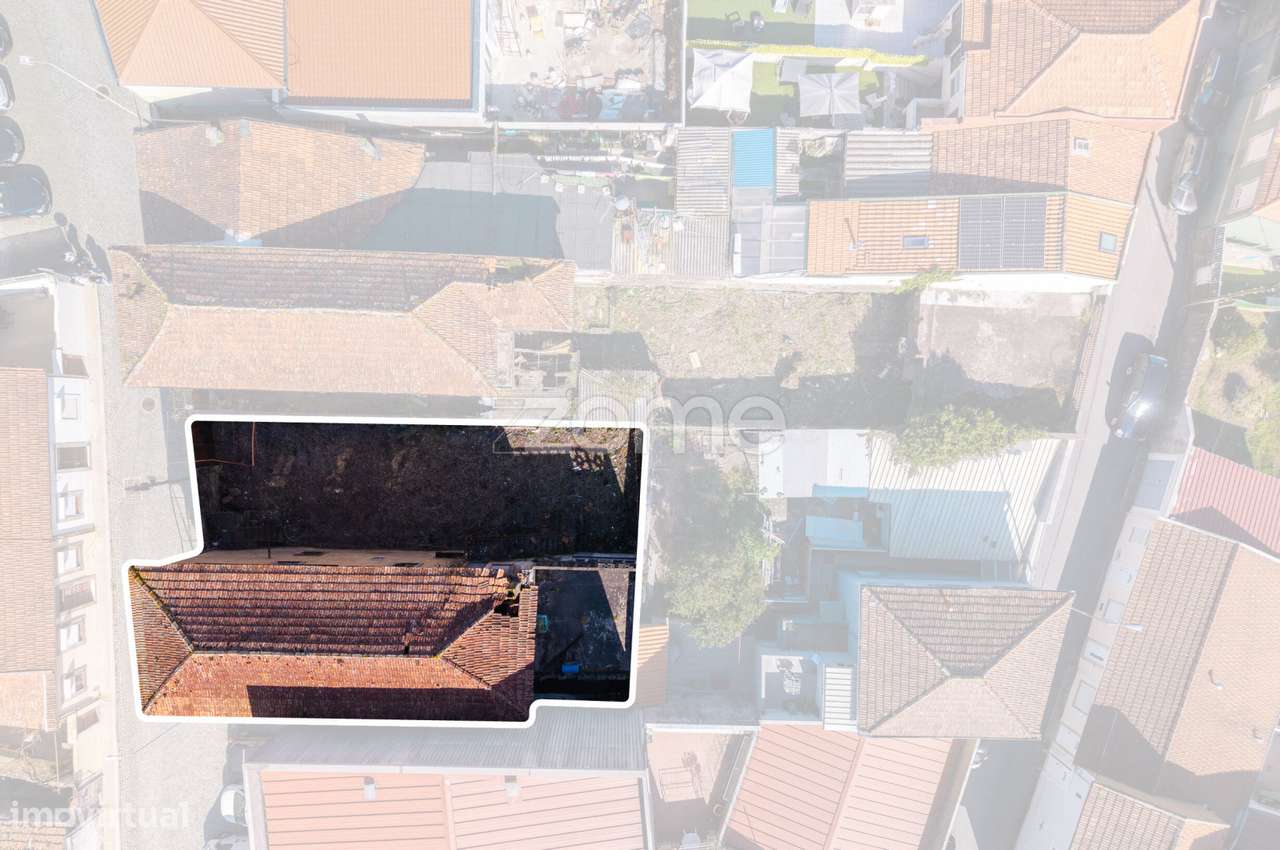 Moradia 40 p/ reabilitar - S. Mamede Infesta - Grande imagem: 5/16