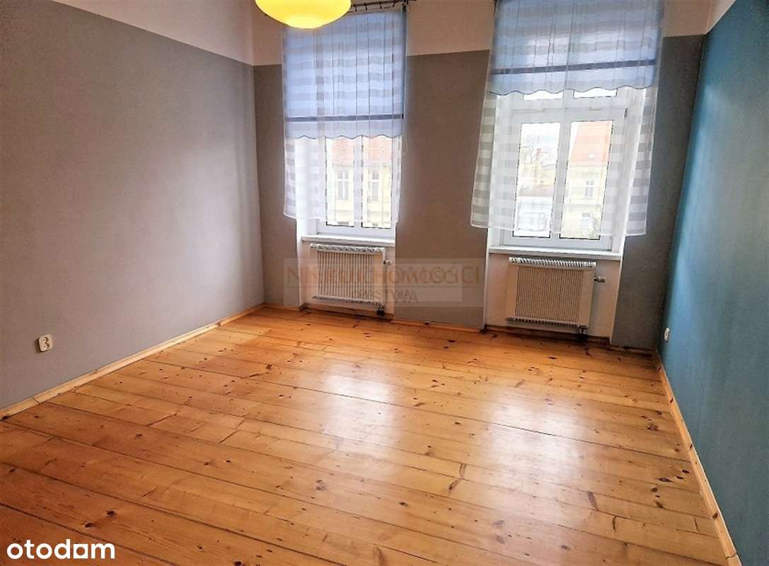 Trzypokojowe mieszkanie w ścisłym centrum! - Pełny obrazek: 4/8