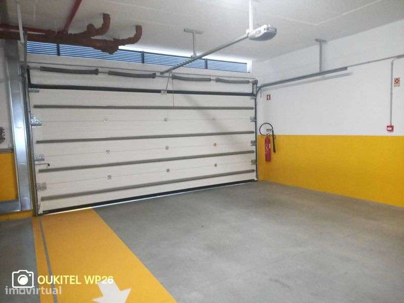 Lugar de Garagem - Madalena / Devesas - Grande imagem: 5/6
