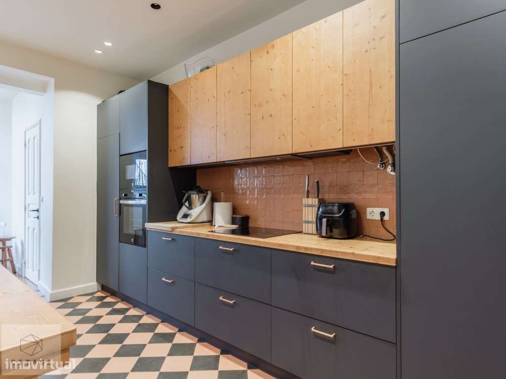 Apartamento T4 para venda Parque Eduardo VII-11