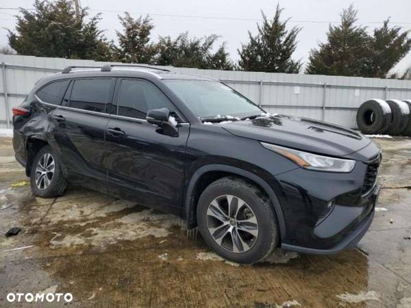 Toyota Highlander - 2