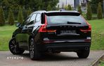 Volvo XC 60 B4 D AWD Momentum - 4