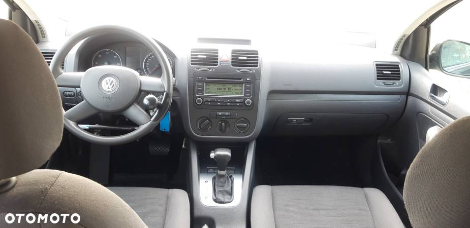 Volkswagen Golf V 1.9 TDI Comfortline DSG - 17