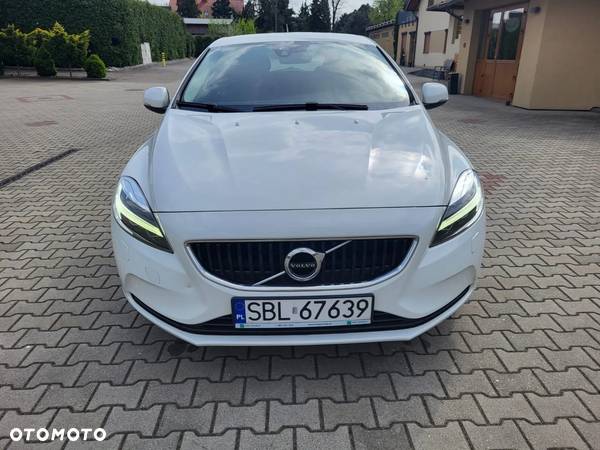 Volvo V40 CC D3 Drive-E Momentum - 10