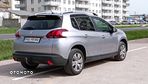 Peugeot 2008 1.2 Pure Tech Style EU6 - 10