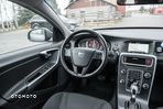 Volvo V60 D3 AWD Geartronic Momentum - 25
