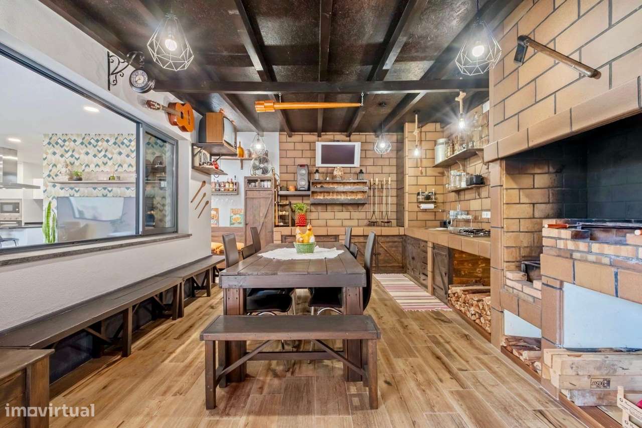 Andar de Moradia T3 com Grande Zona de Churrasco – Madalenas, Funchal-17