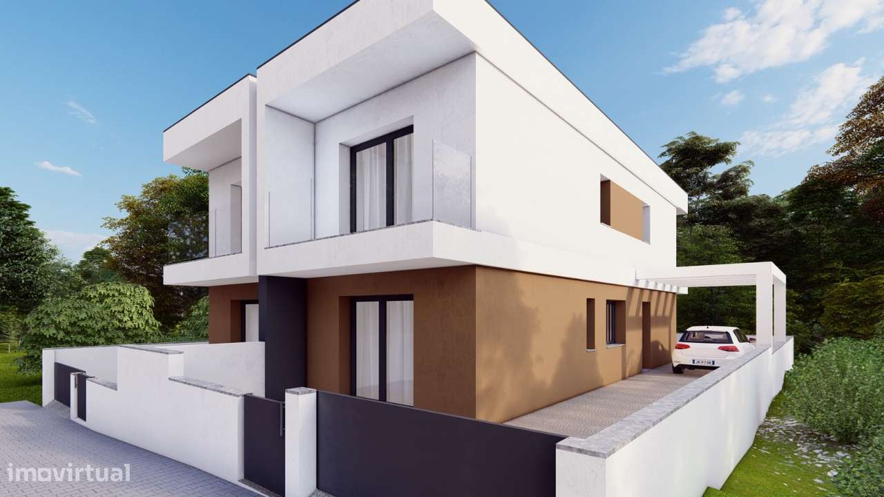 Moradia T3 Geminada com excelente Localização - Grande imagem: 2/7