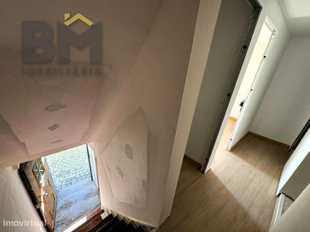 Moradia T2 com terraço para venda em Escalos de Cima!-16