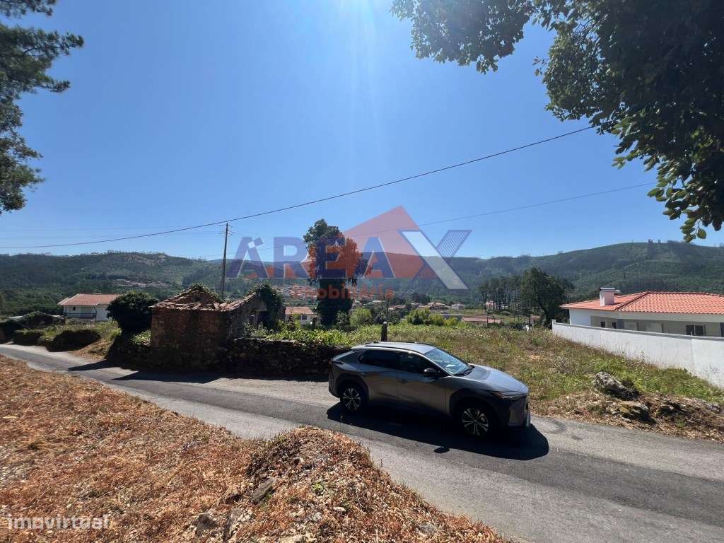Vistas Magníficas para a Serra | 30 m de Frente-13