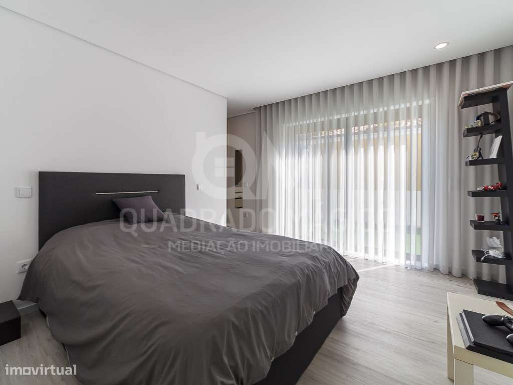 Maravilhosa moradia T3+1, térrea e de linhas modernas a 2 minutos d...-26