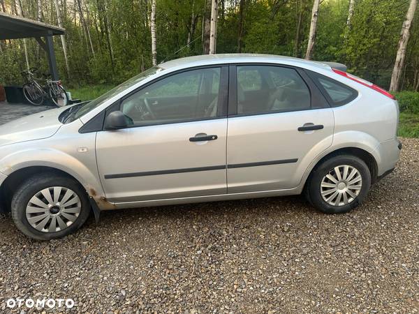 Ford Focus 1.6 Comfort - 2